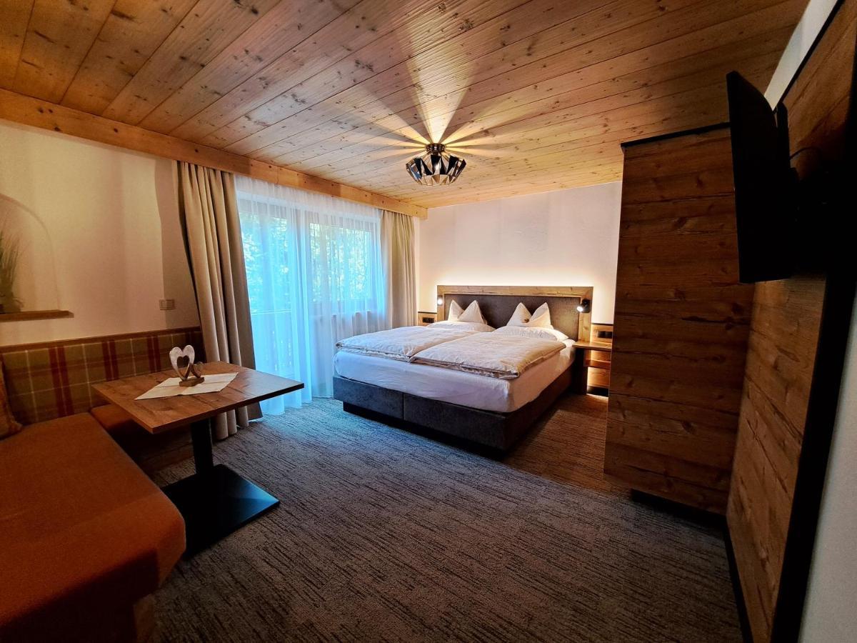 Gaestehaus Hochmuth Mayrhofen Luaran gambar